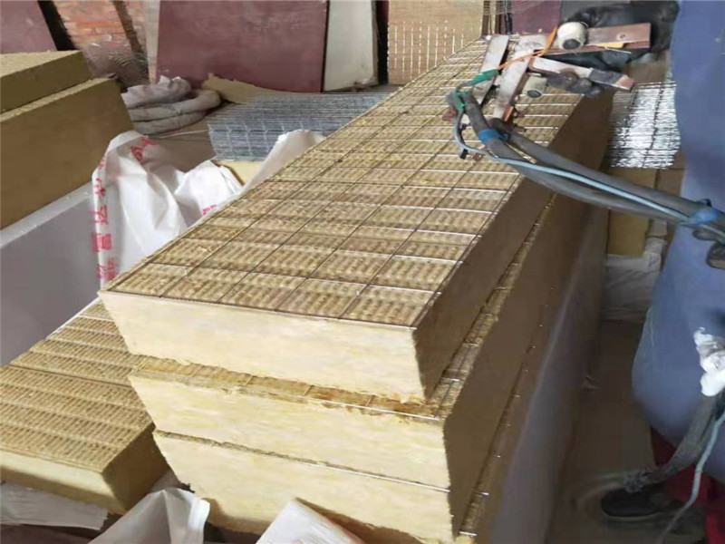 巖棉插絲板價(jià)格咨詢